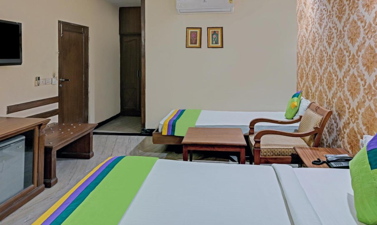 Itsy Hotels Auzone & Spa Chandīgarh Exterior foto