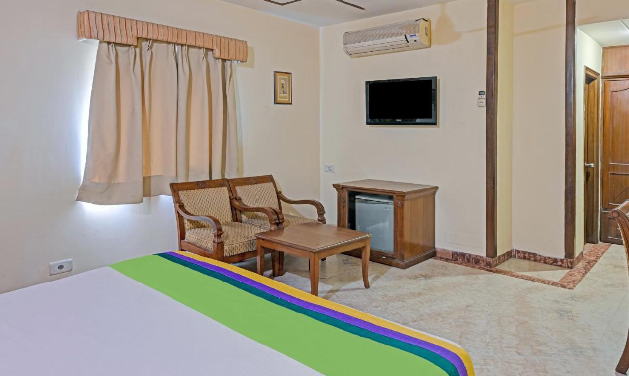 Itsy Hotels Auzone & Spa Chandīgarh Exterior foto